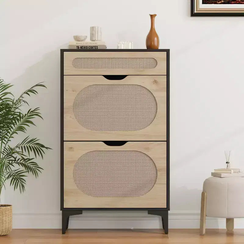 Scarpiera in Rattan con Ante a Ribalta e Ripiani Regolabili