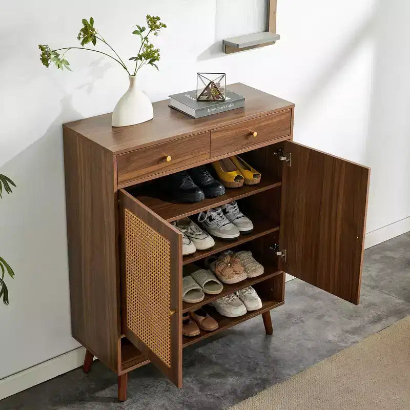 Scarpiera in rattan Mid-Century con ante e cassetti
